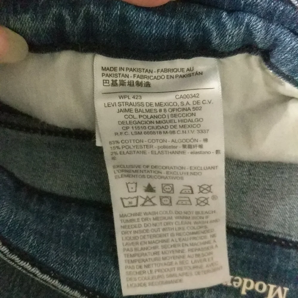 Signature by Levi's Modern Skinny Medium Wash Jeans - plus size 14